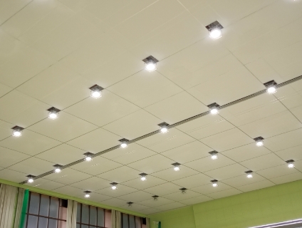 四辺展張型
